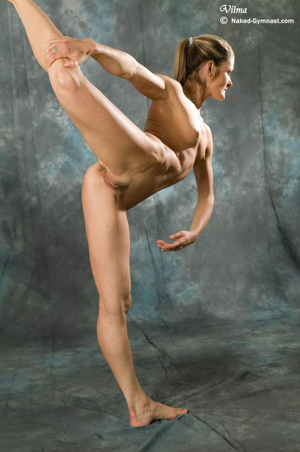 Ballet Dancer Showing Clit 92